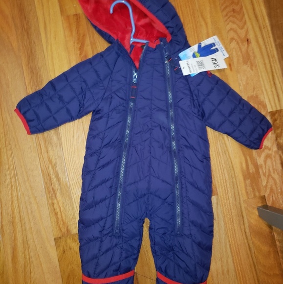 Snowsuit - Picture 1 of 2